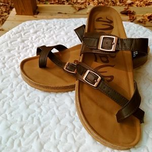 Mad Love Prudence Footbed Sandals